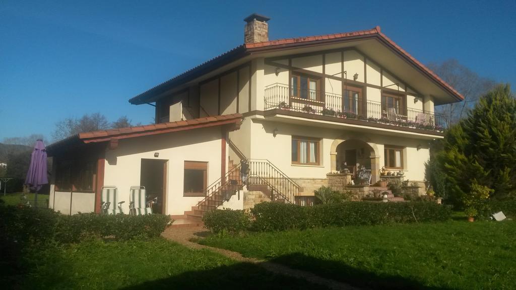 Casa Rural Ibarrondo Etxea Mungia Dış mekan fotoğraf
