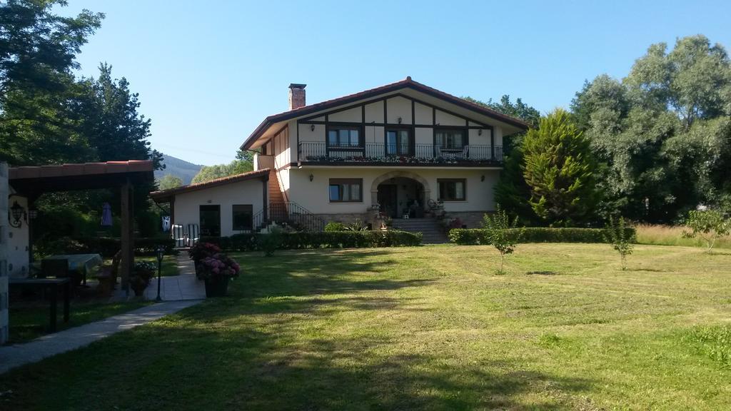 Casa Rural Ibarrondo Etxea Mungia Dış mekan fotoğraf